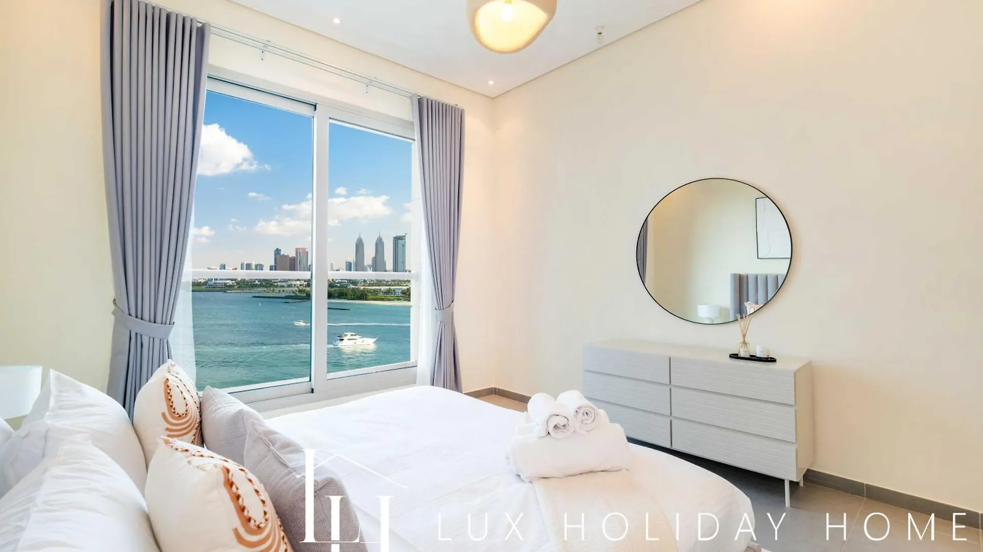 Lux The Palm Burj View Suite ドバイ アパート