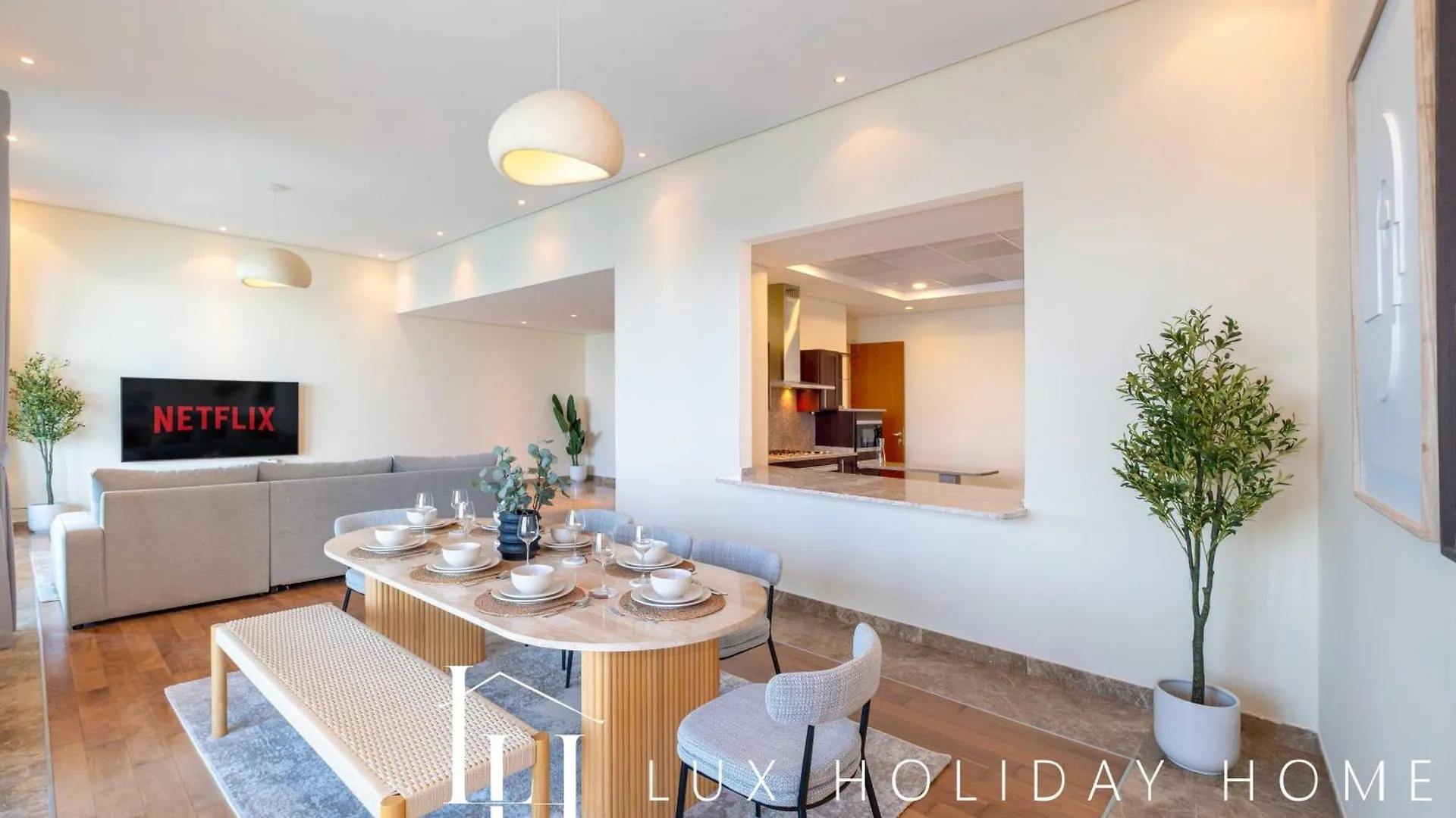 Lux The Palm Burj View Suite Dubai 0*,