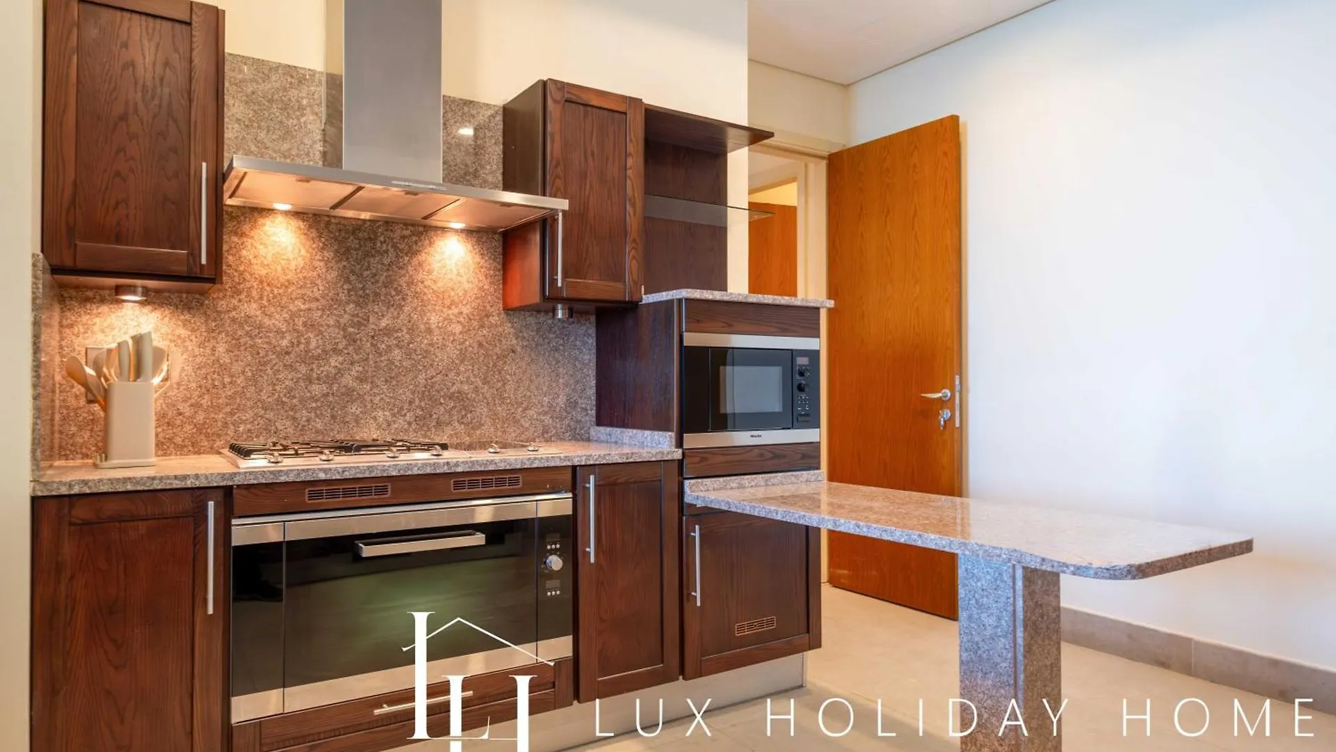 Lux The Palm Burj View Suite Dubai Daire