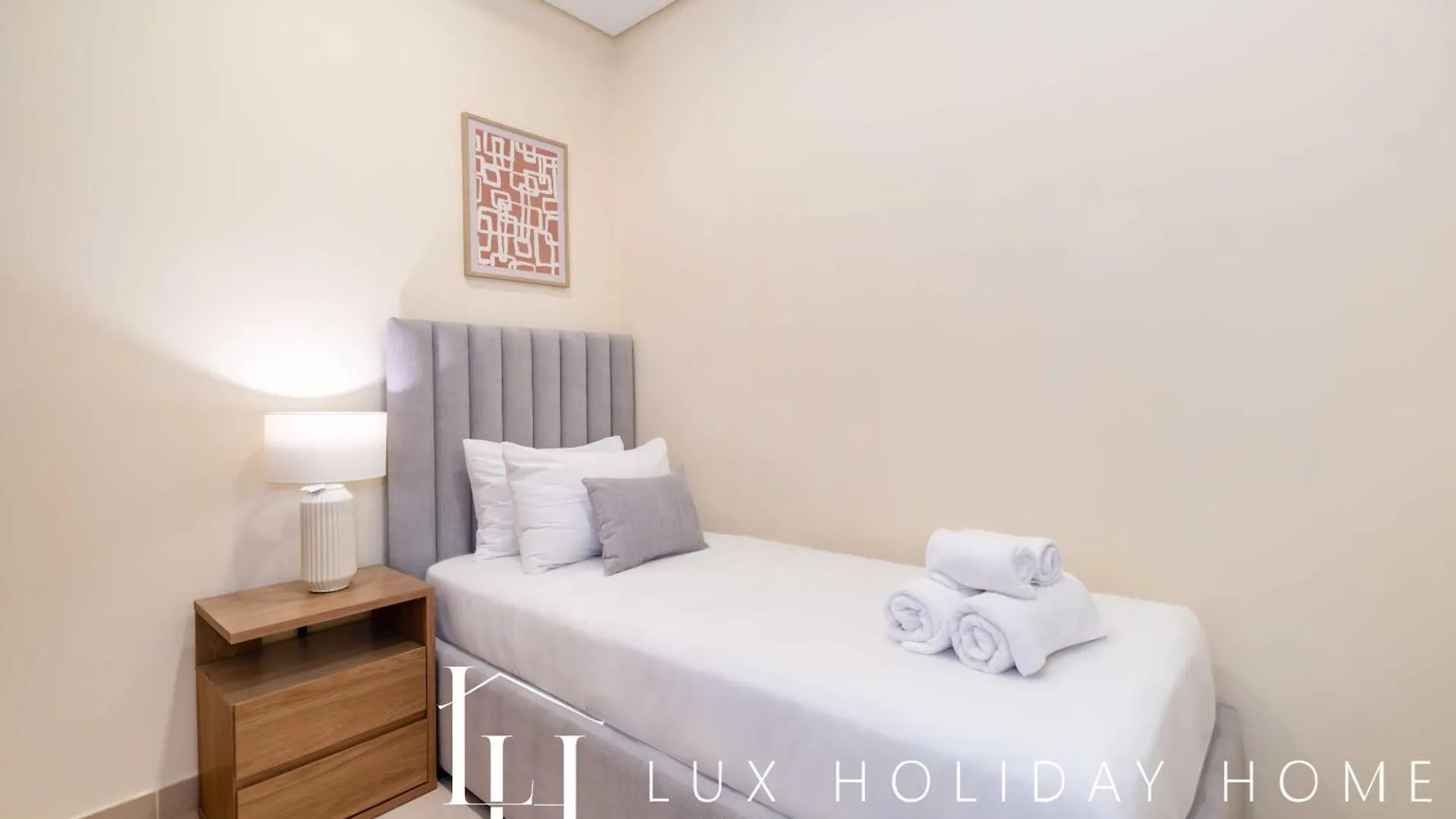 Lux The Palm Burj View Suite Dubai